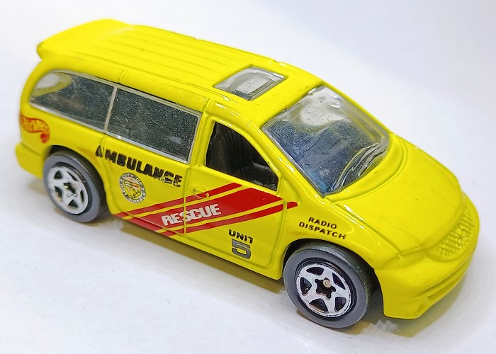 Voiture miniature ambulance